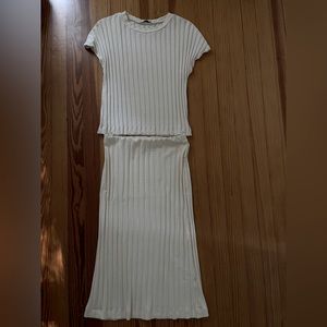 Zara coord-set, off-white, pleats,%100 cotton, soft and stretchy. Day attire🧈🥐